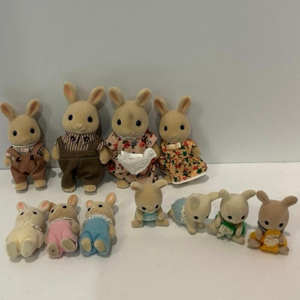 Calico Critters Milk Rabbit Family w Triplets and babies played with condition